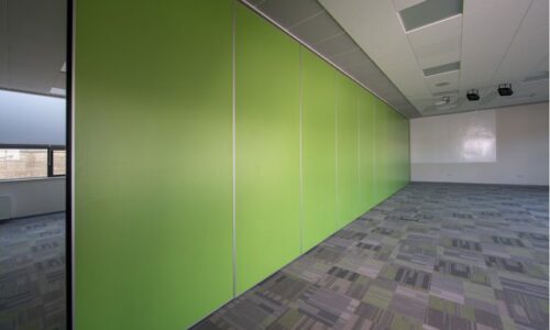 Paneelwand Space - Dublin - St. Killian's German School Paneelwand Space - Dublin - St. Killian's German School
