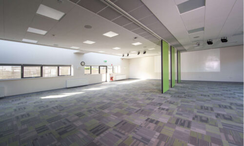 Paneelwand Space - Dublin - St. Killian's German School Paneelwand Space - Dublin - St. Killian's German School