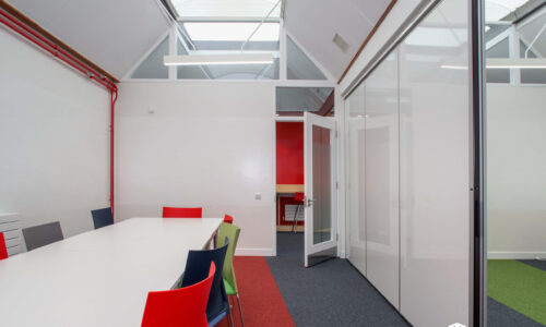 Paneelwand Space - Dublin - University College Paneelwand Space - Dublin - University College